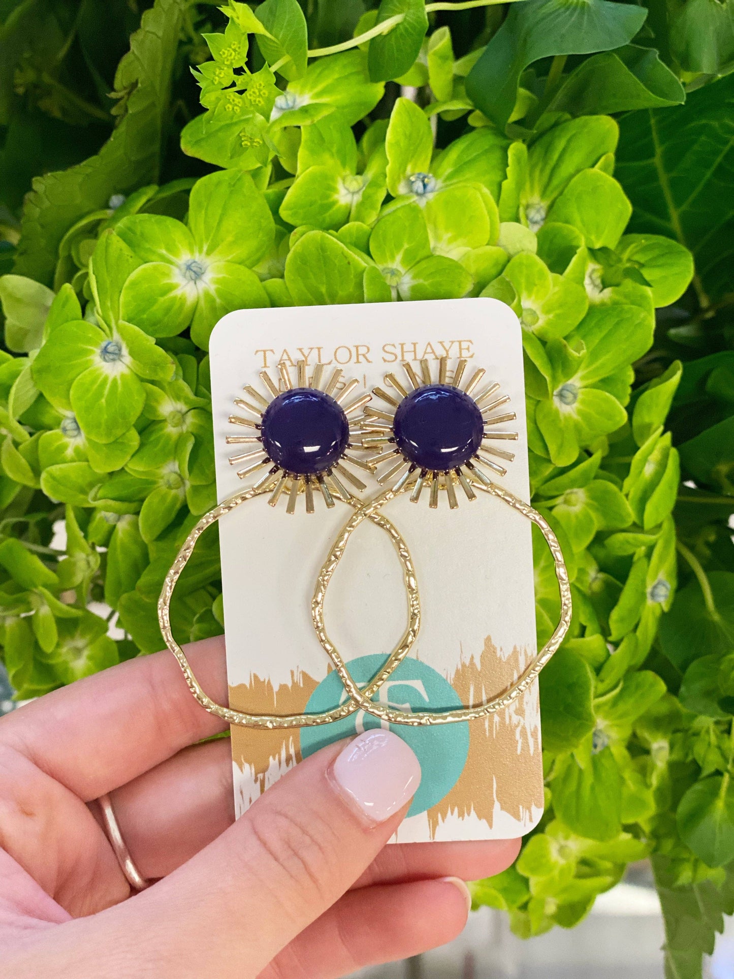 Colorful Sunburst Hoops: Mint