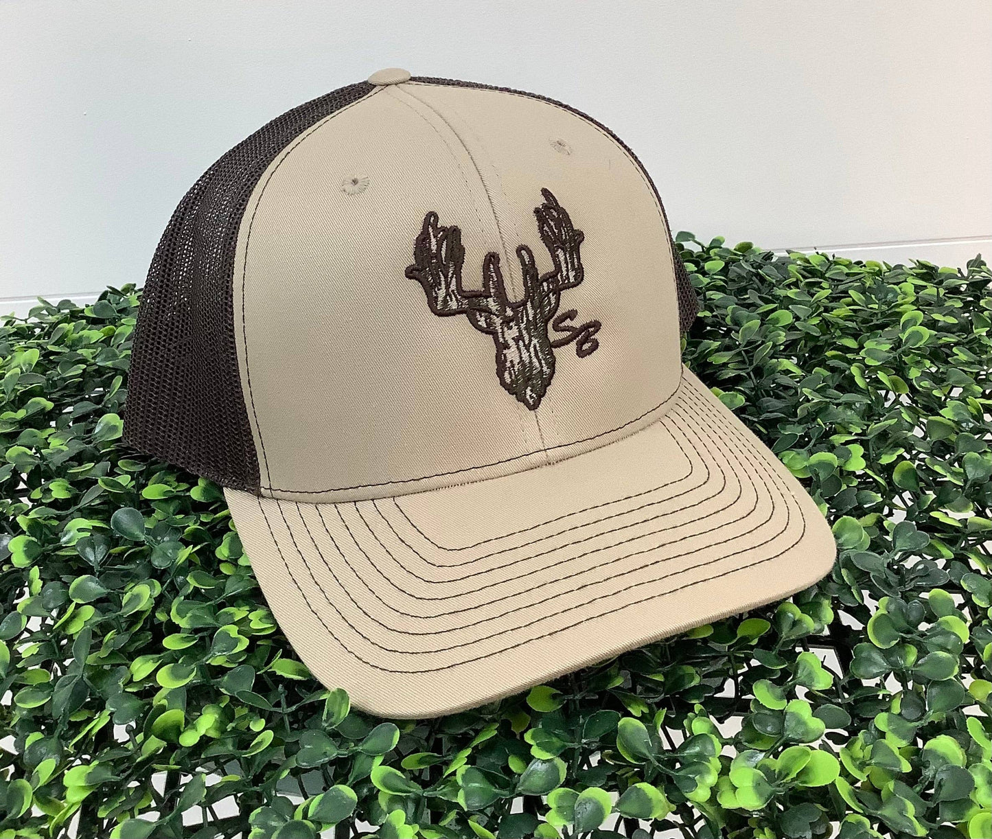 SB Camo Deer Hat: Sand/Chocolate Rope