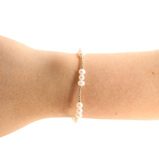 ILY Coastal Pearl Bracelet in Gold: Standard 6.75 inch