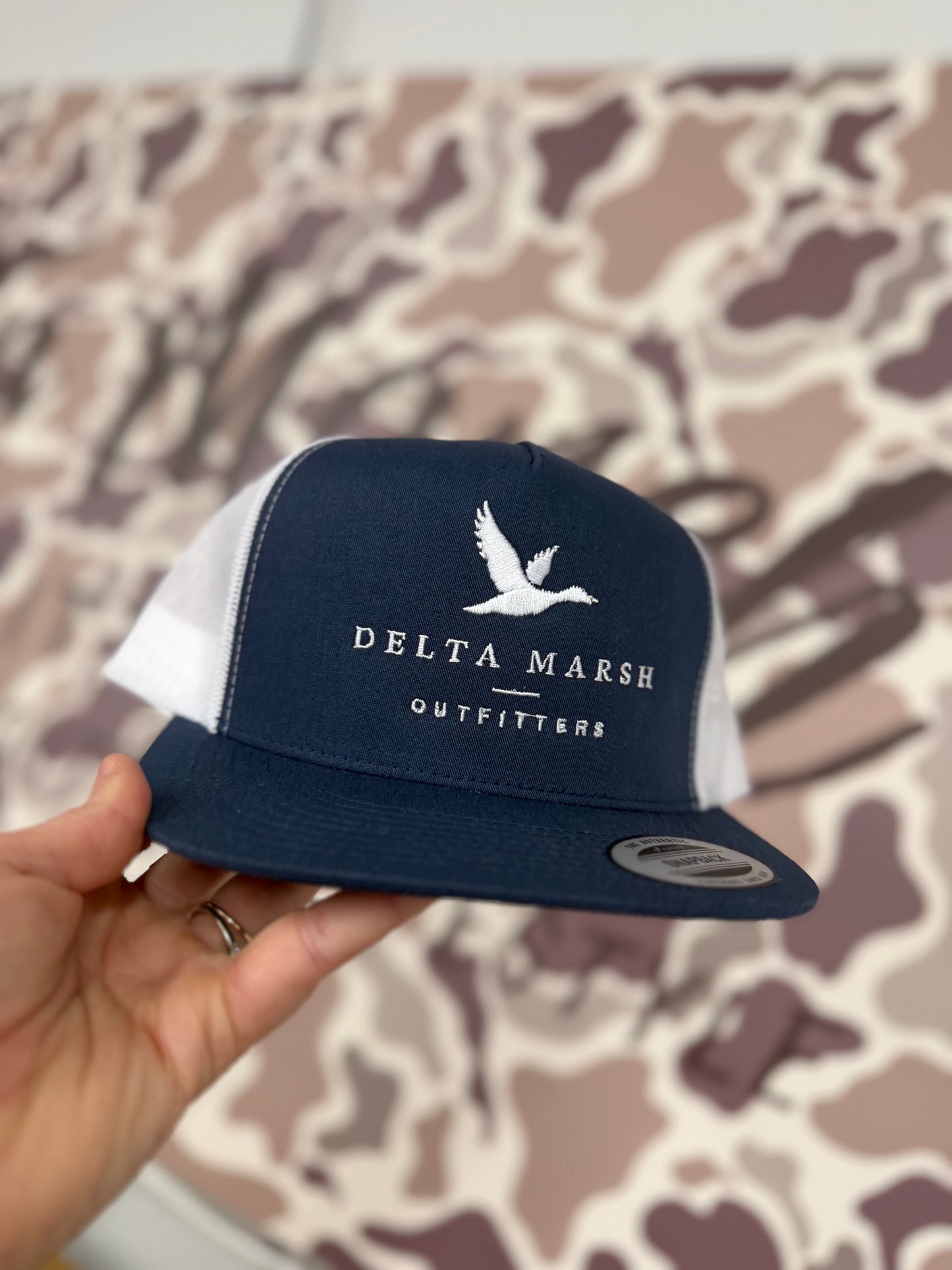 Delta Marsh Duck Block Logo - Yupoong SnapBack - Navy/White