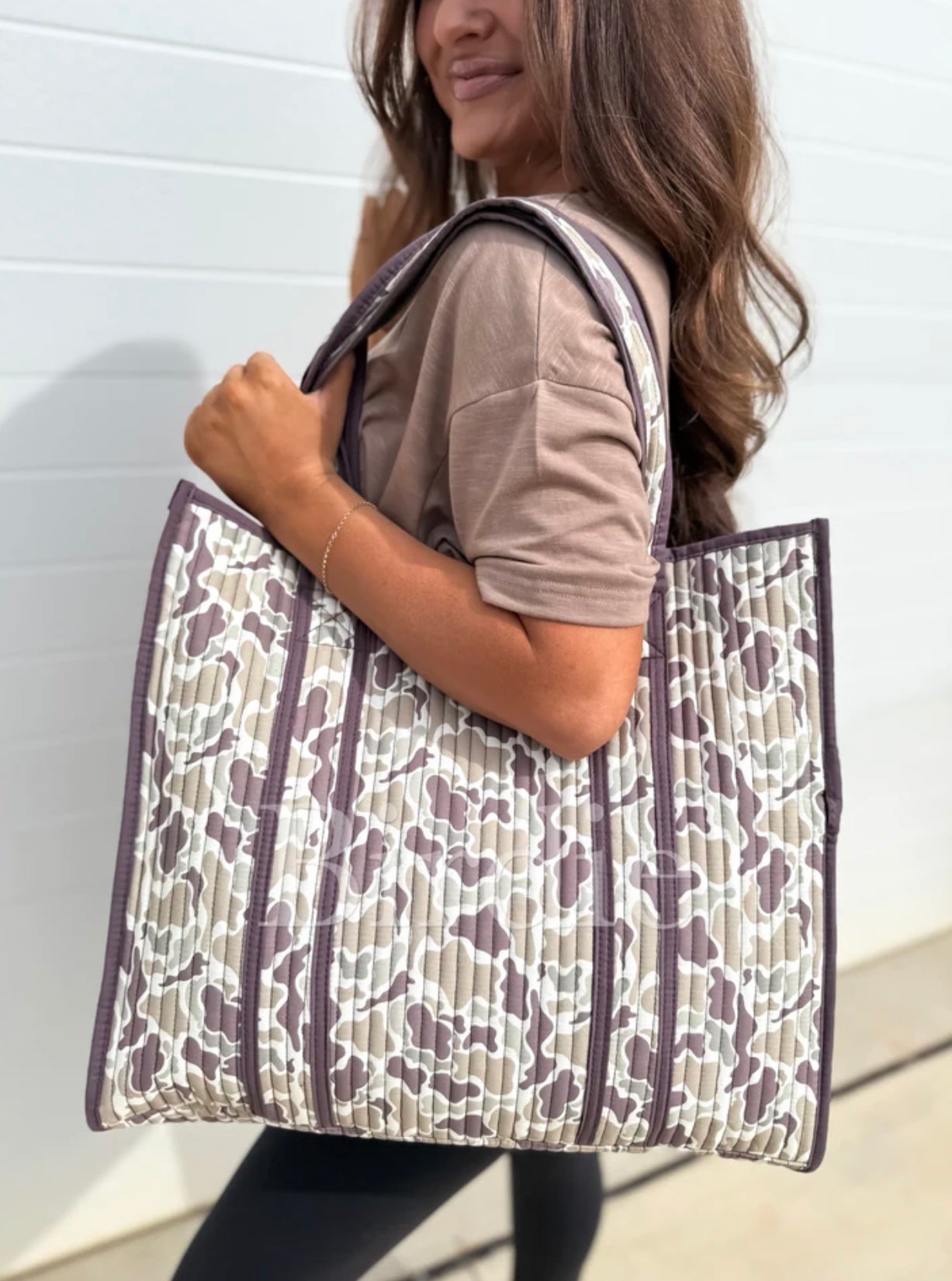 Birdie Quilted Tote Bag in Duck Camo