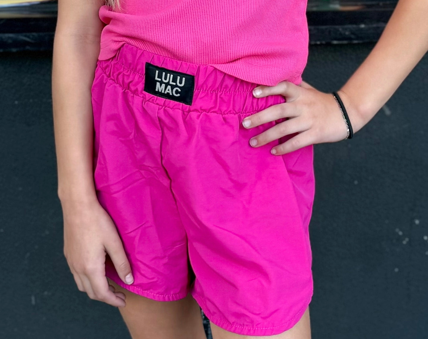 KIDS SOLID SHORT LM-KSH-1000- HOT PINK: HOT PINK
