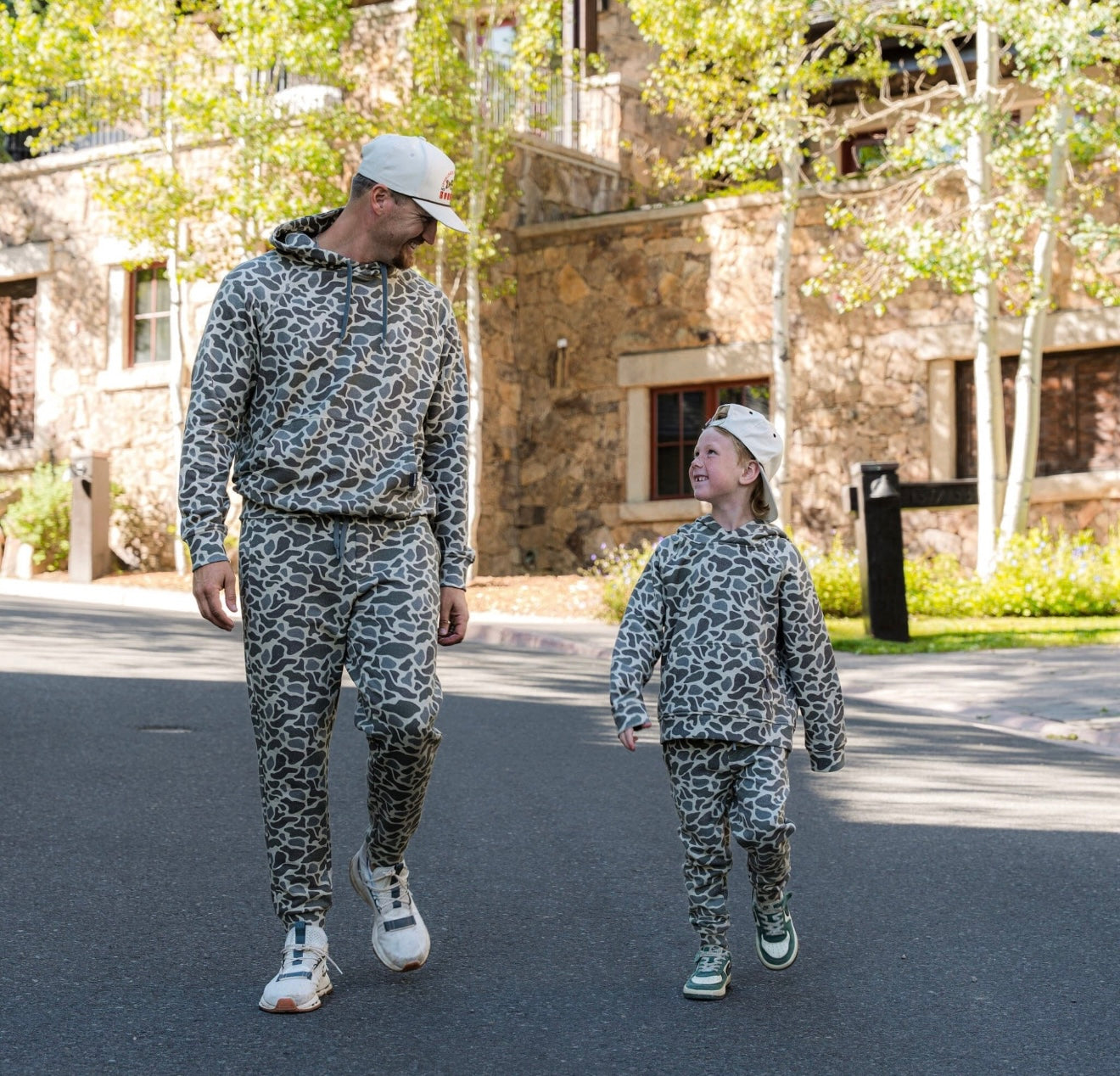 Youth/Toddler Burlebo Fleece Jogger - Classic Deer Camo