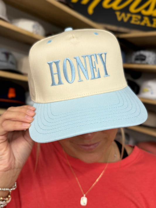 MHC HONEY Trucker Hat: Powder Blue/ Natural Otto