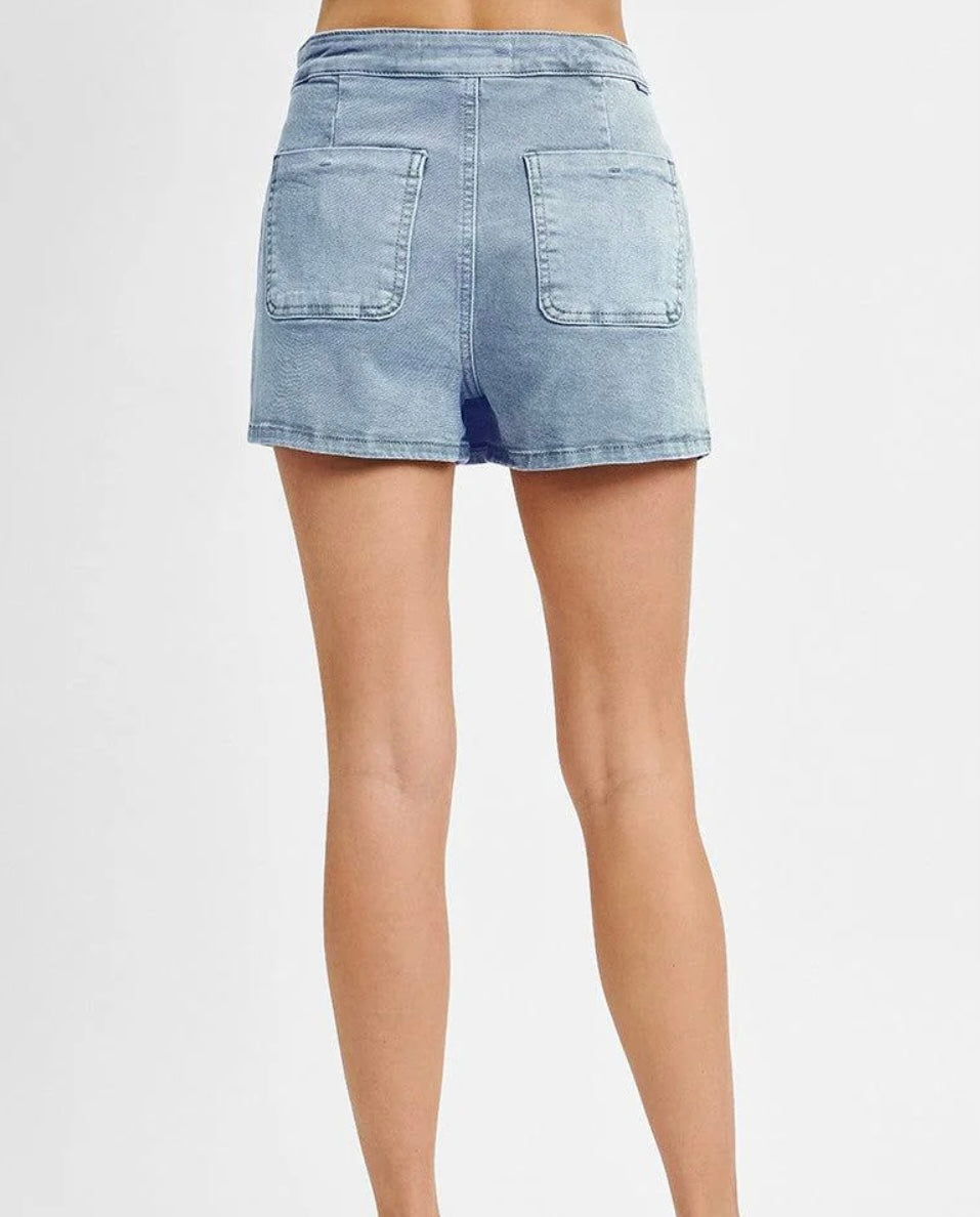 RISEN HIGH RISE BUTTON SKORT || LIGHT DENIM