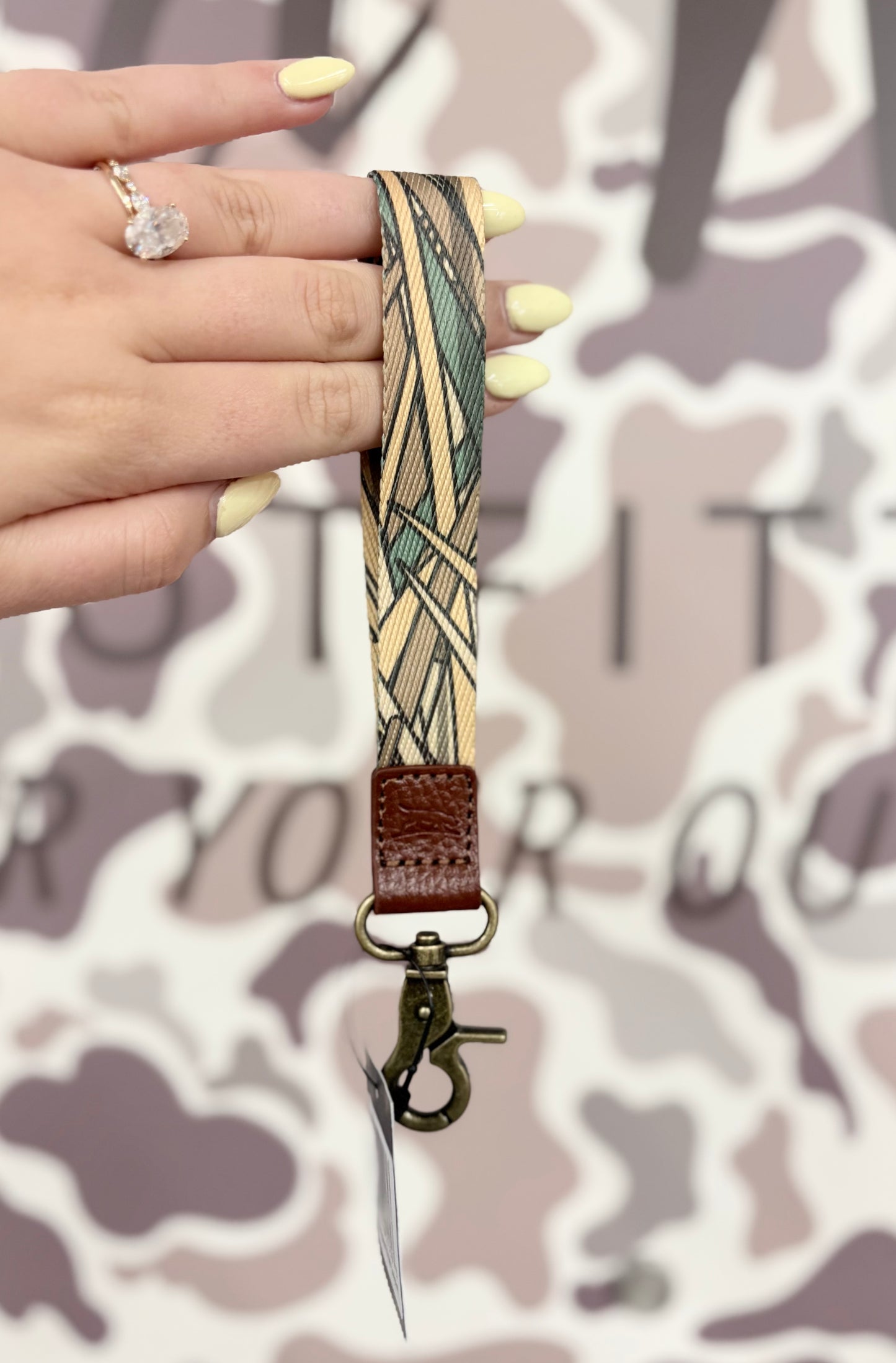 Scent South Shadowgrass Wrist Lanyard