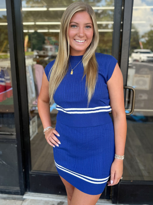 CSW11888 - MOCK NECK STRIPED SLEEVELESS CROPPED SWEATER: Royal Blue