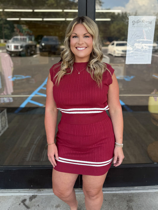 CSW11889 - HIGH WAISTED KNIT STRIPED MINI SKIRT: Burgundy
