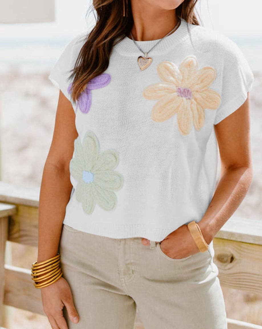Floral Short Sleeve Sweater Top: White