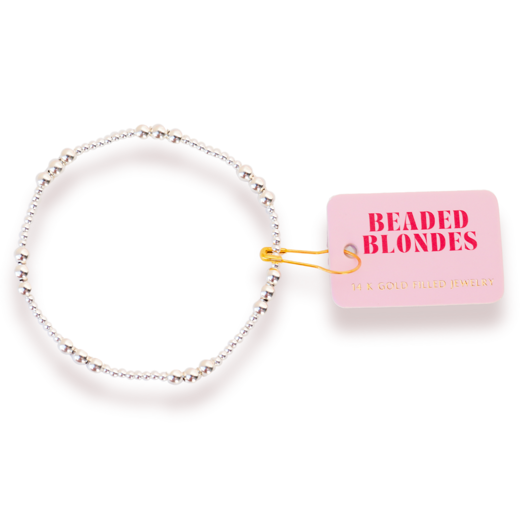 ILY Bracelet in Silver: Standard 6.75 inch