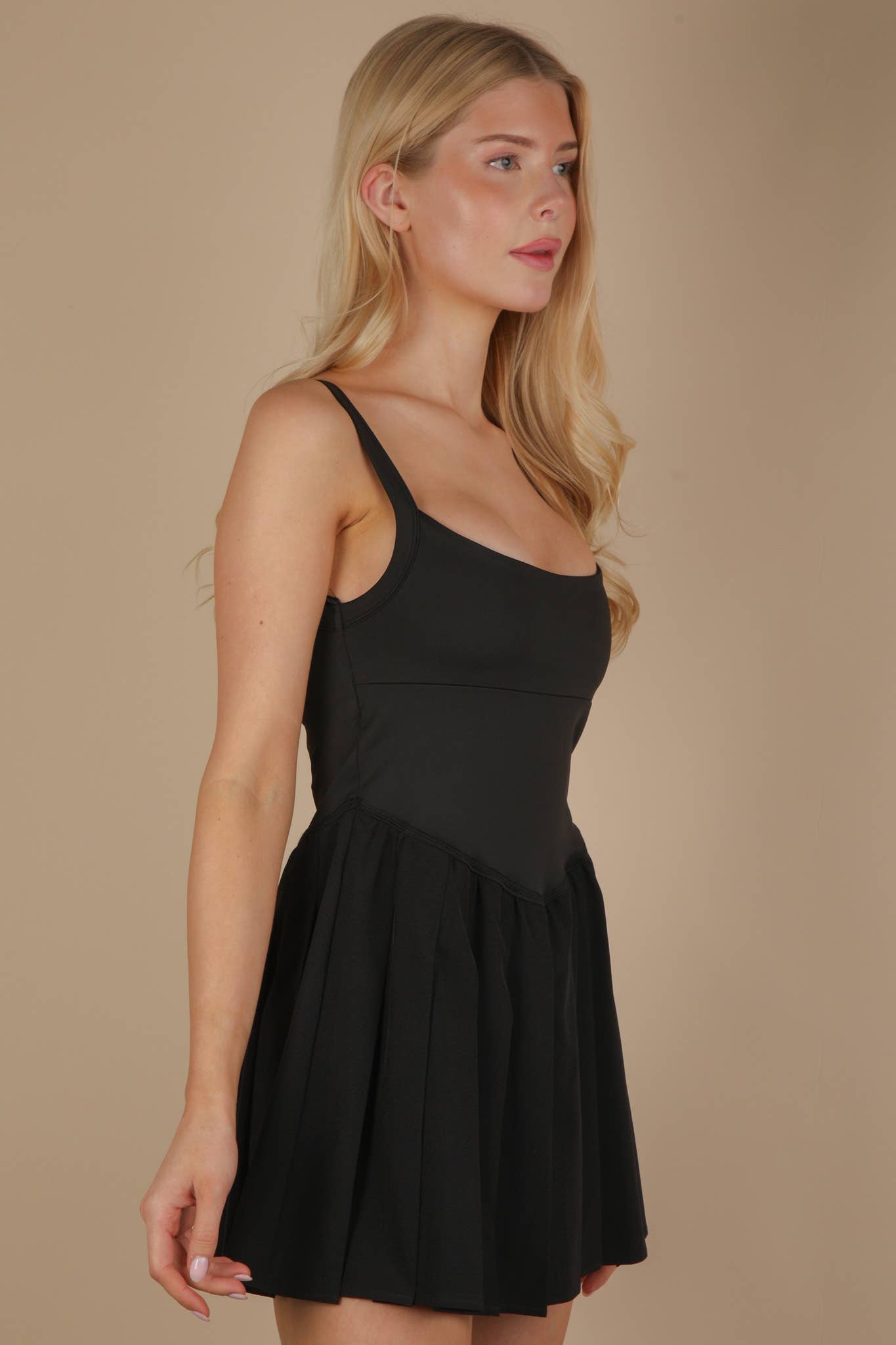 ND31725-Pleated Skirt Activewear Dress W/ Under Shorts: BLACK