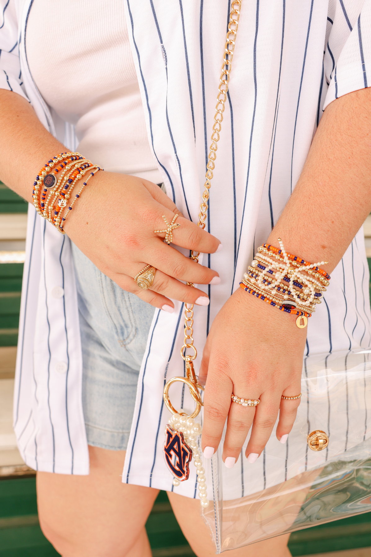 Auburn Logo Charm Bracelet on Gold: Standard 6.75 Inch