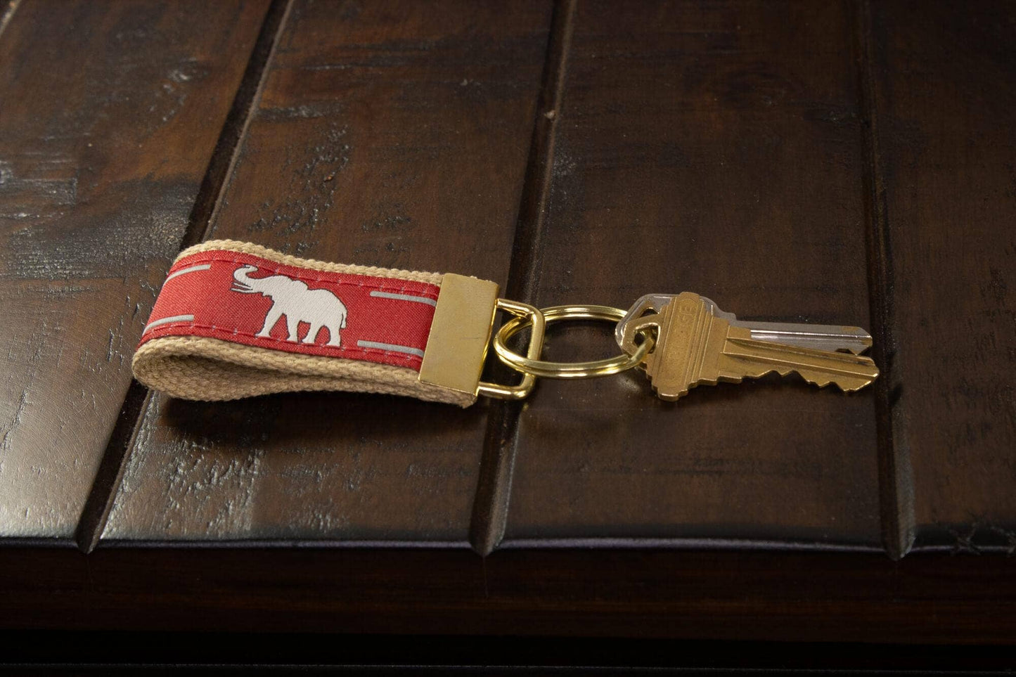 Alabama Crimson Tide Collegiate Woven Ribbon Key Chain. Alabama Key Fob. Alabama Gift. Crimson Tide Key Ring. Brass Clasp and O-Ring.: Elephant