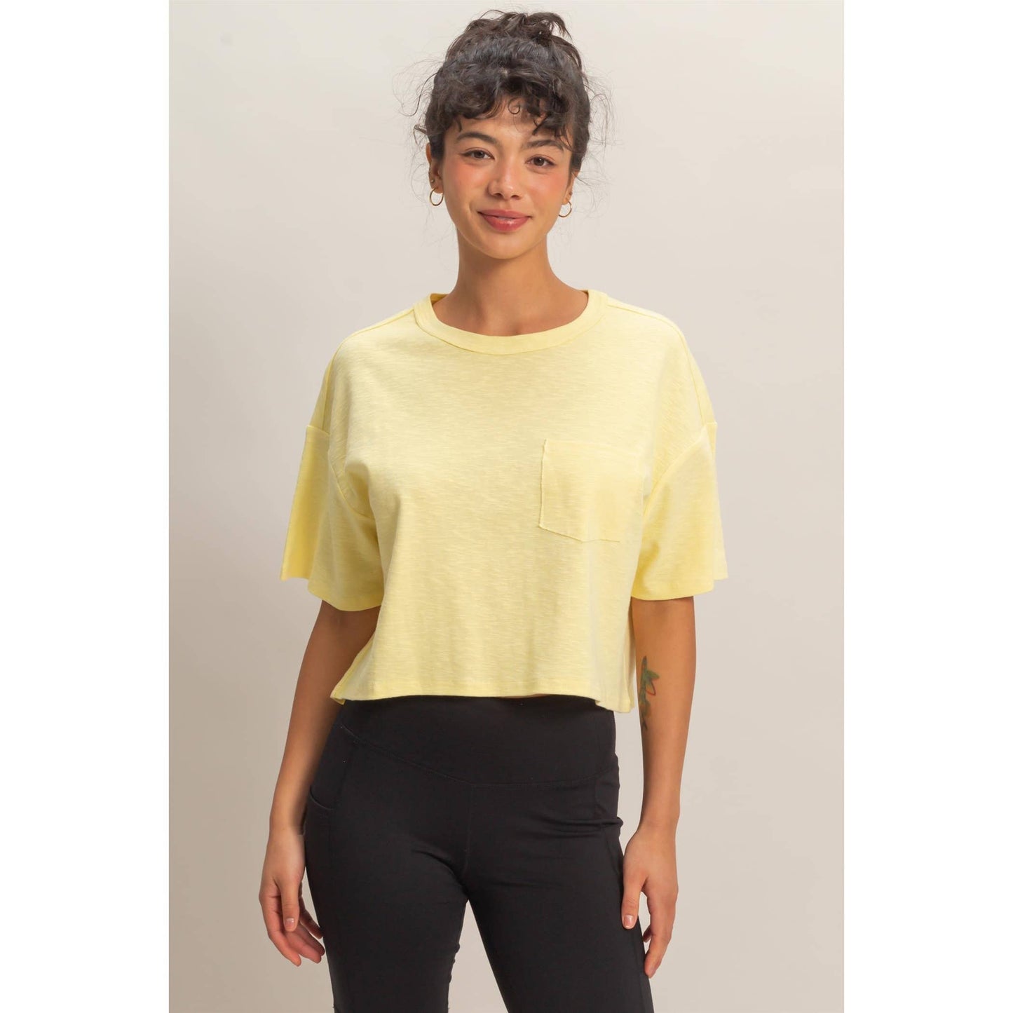 Boxy Crew Neck Top With Pocket: PALE YELLOW