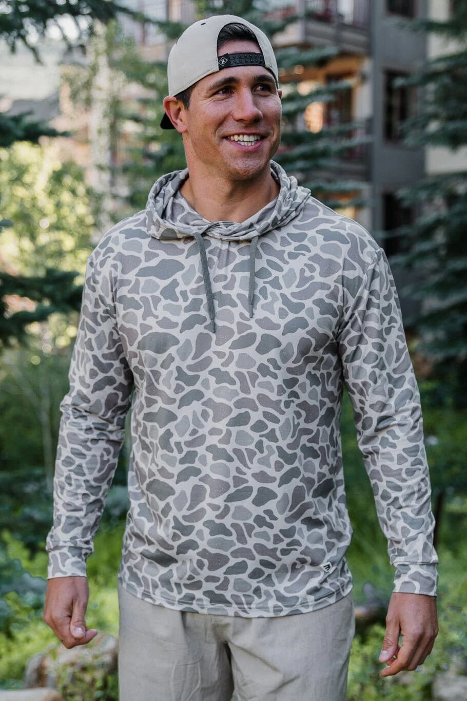 BURLEBO - Performance Hoodie - Classic Deer Camo