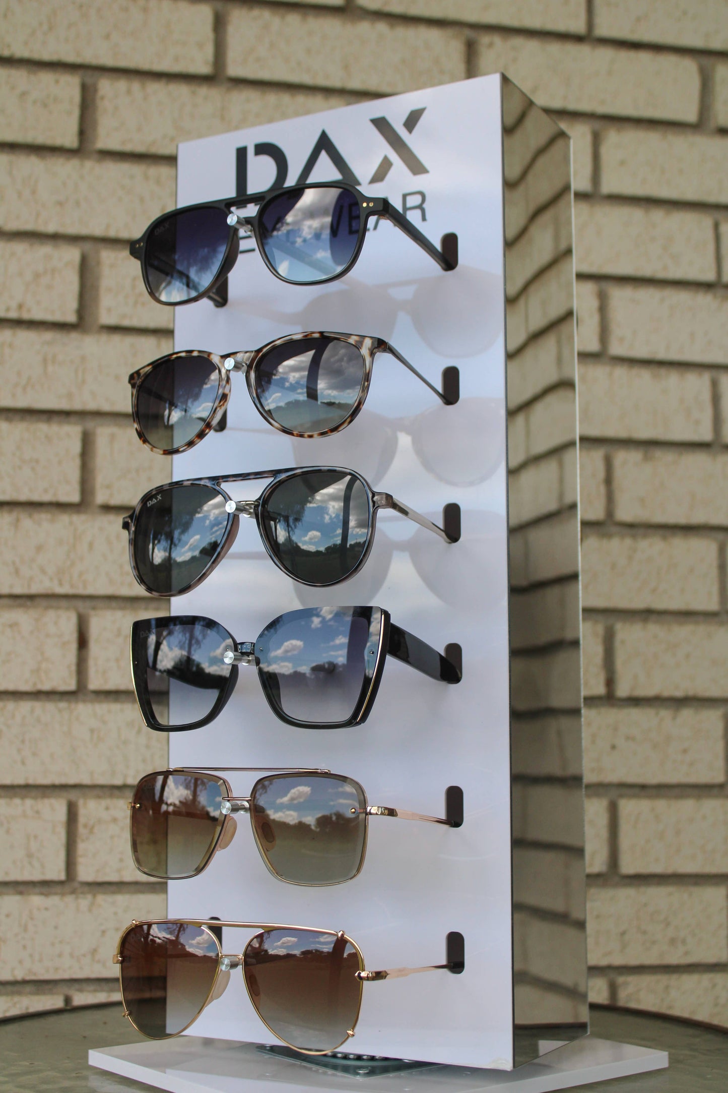 DAX Spinning Sunglasses Stand - Stand Only