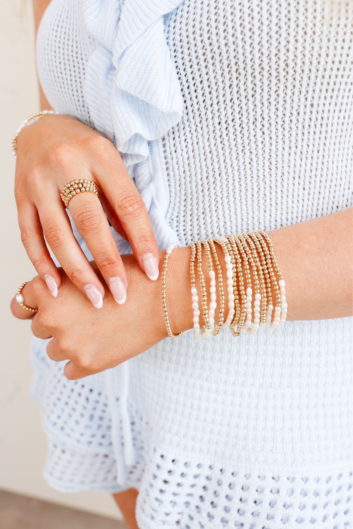 Hannah Pearl Bracelet in Gold: Standard 6.75 Inch