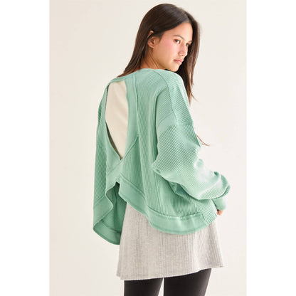 Open Back Textured Knit Long Sleeve Top: CHESTNUT