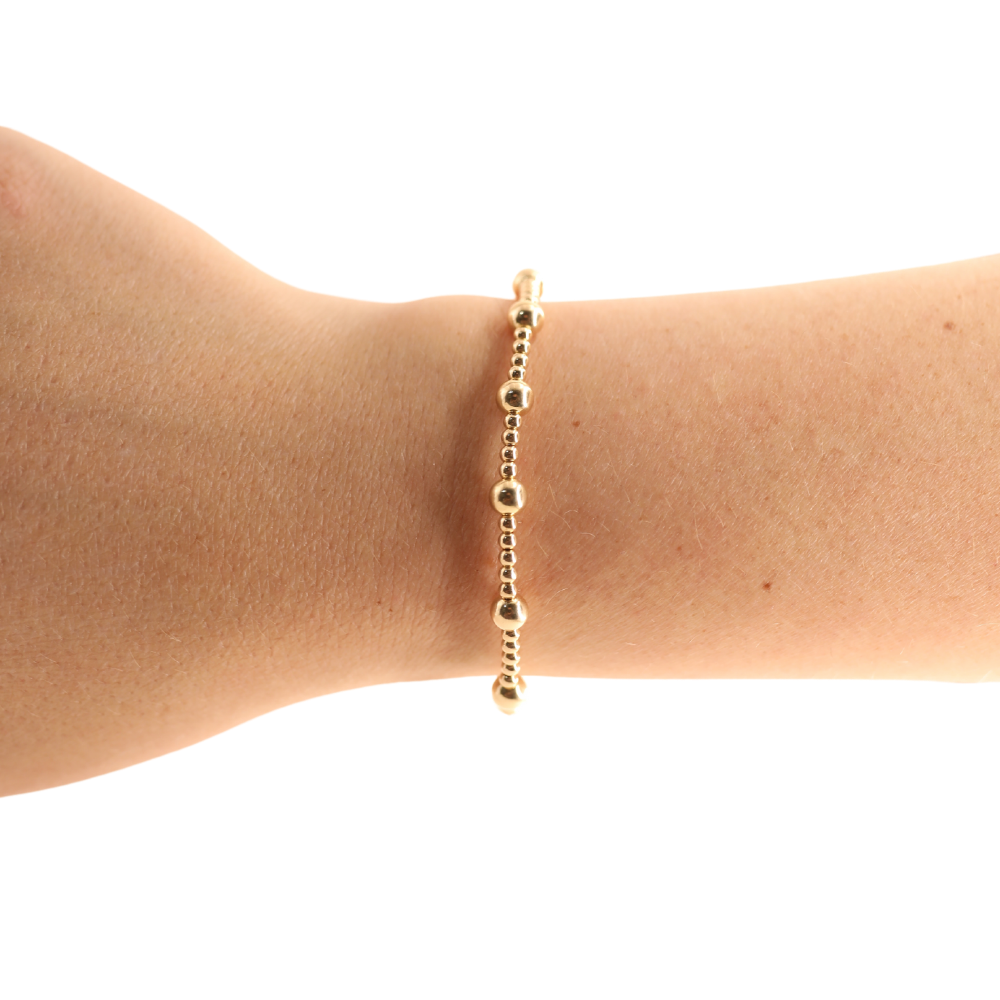 Lively Bracelet in Gold: Extended 7.25 inch