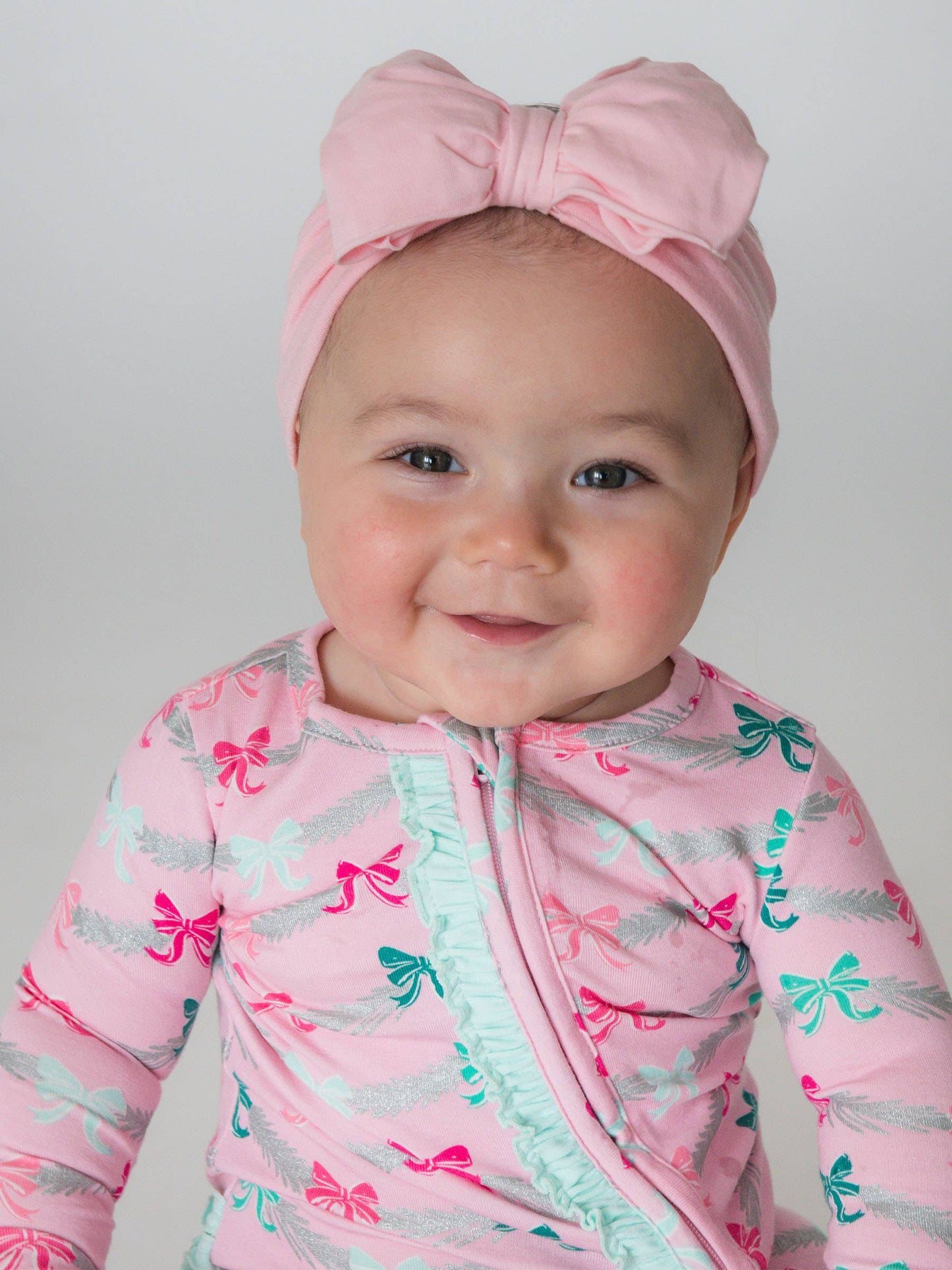 SoftSnooze™ Baby Girls Cotton Modal Sparkle Pink Tinsel Tidings Footed Ruffle One Piece Pajama
: Pink