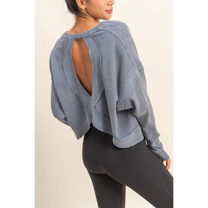 Open Back Textured Knit Long Sleeve Top: CHESTNUT