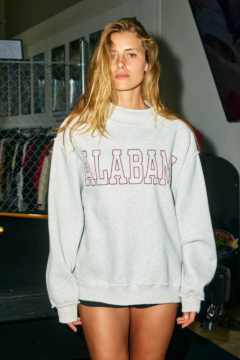 'ALABAMA'Embroidered Mock-Neck Sweatshirt: HEATHER GREY