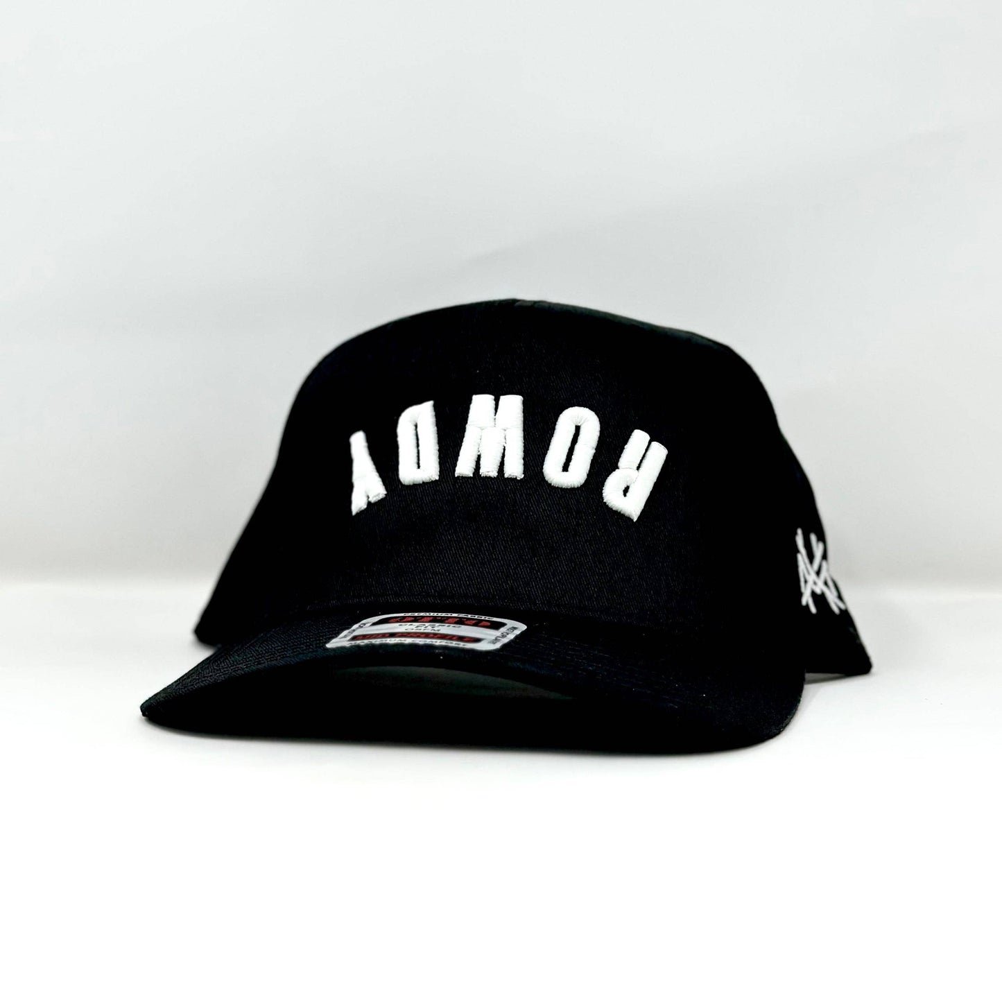 MHC ROWDY Trucker Hat: Black/White Otto
