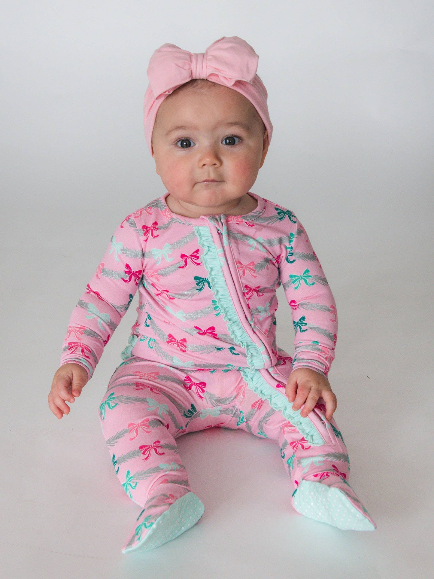 SoftSnooze™ Baby Girls Cotton Modal Sparkle Pink Tinsel Tidings Footed Ruffle One Piece Pajama
: Pink