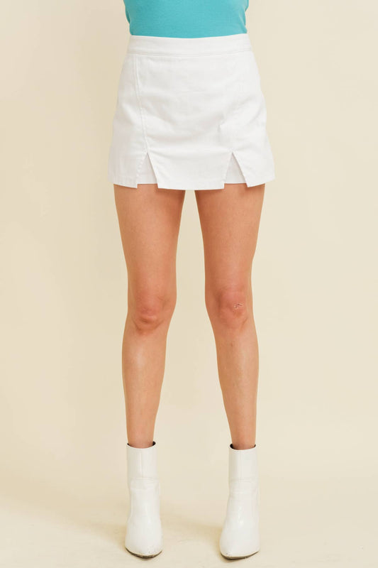 CP11939 - ZIPPER BACK MINI SKORT: White - ETA 11/5/25
