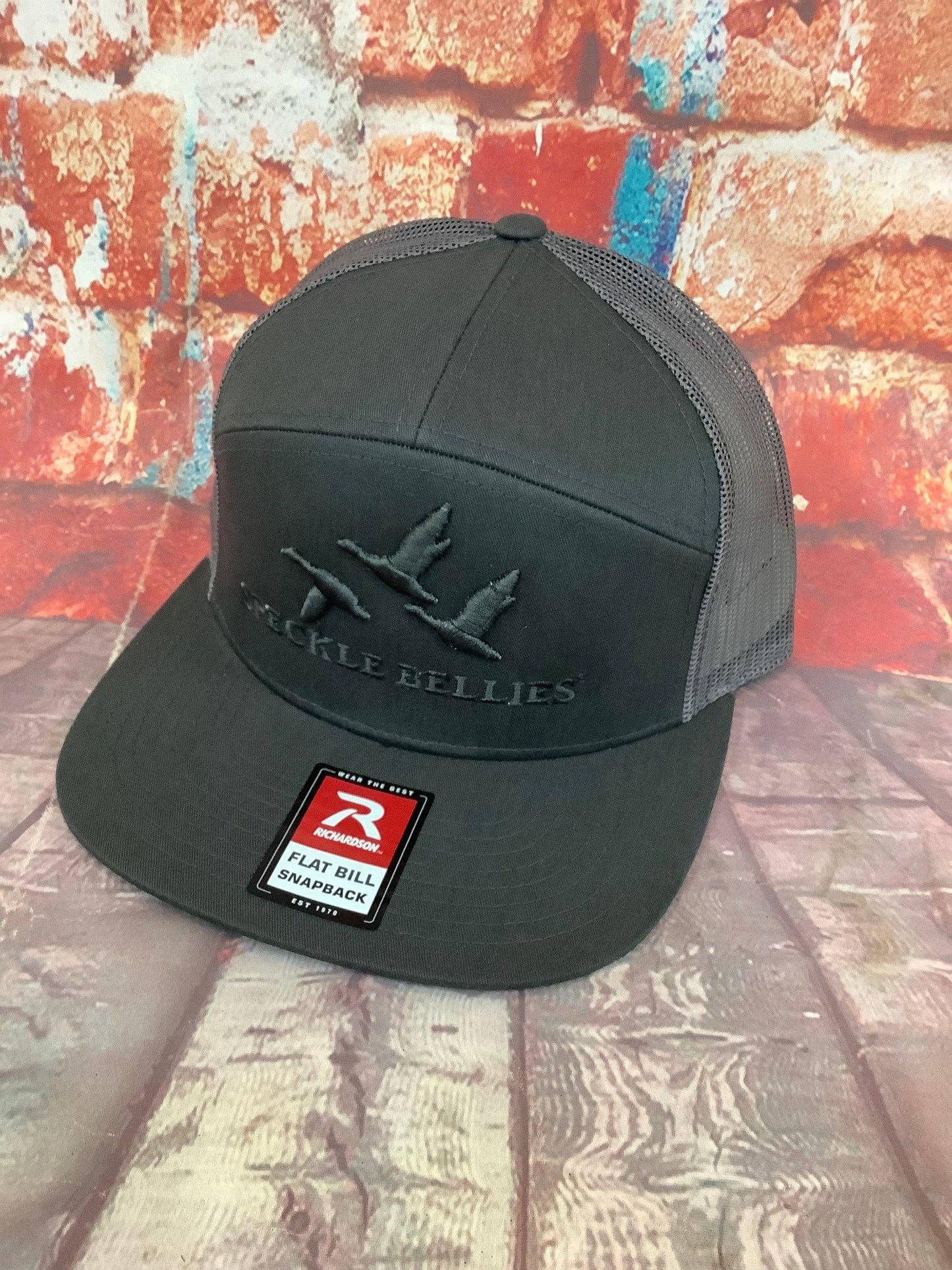 3G/3D Logo 7 Panel: Brackish/White