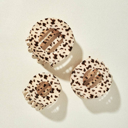 Blonde Tortoise | Medium | Flat Circle Hair Clip