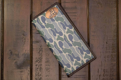 Alabama Crimson Tide Men's Secretary Old School Camo Leather Wallet.: Green/Gray Camo