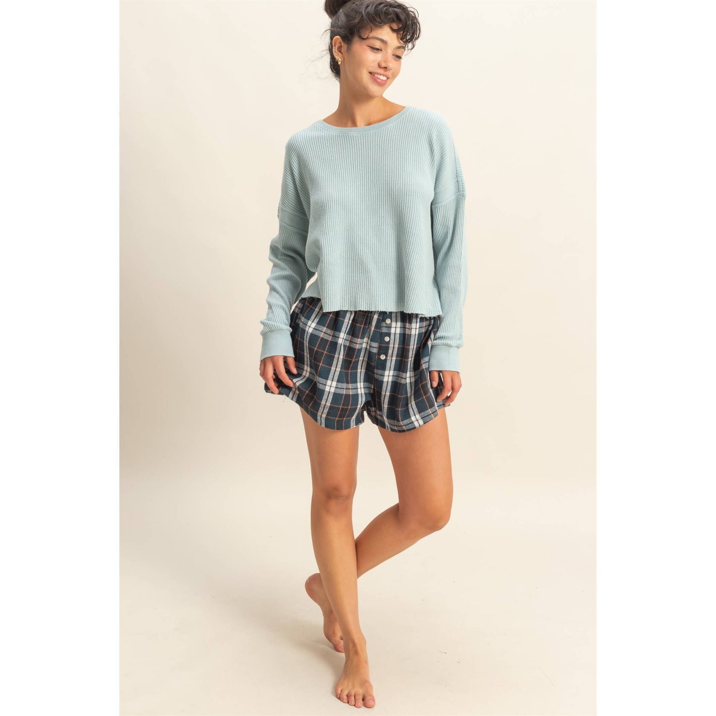 Open Back Textured Knit Long Sleeve Top: CHESTNUT