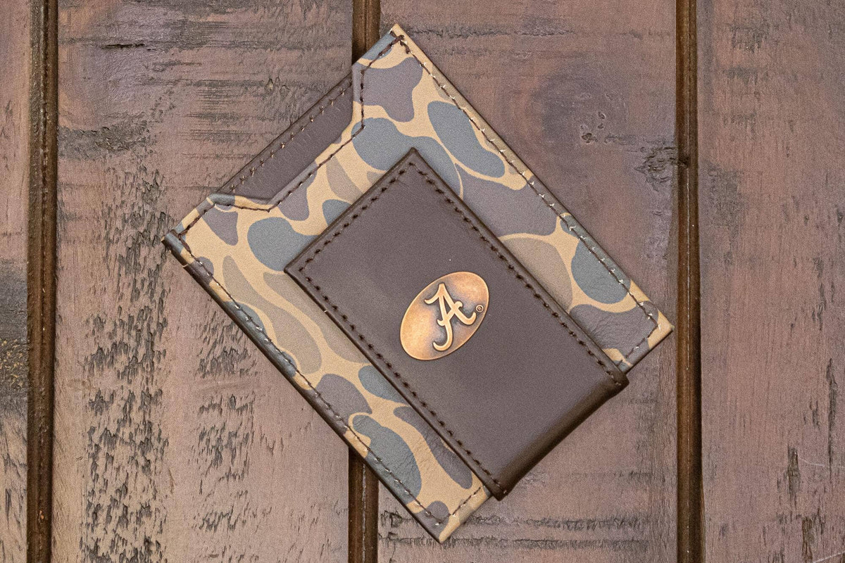 Alabama Crimson Tide Men's Magnetic Front Pocket Old School Camo Leather Wallet.: Brown/Tan Camo