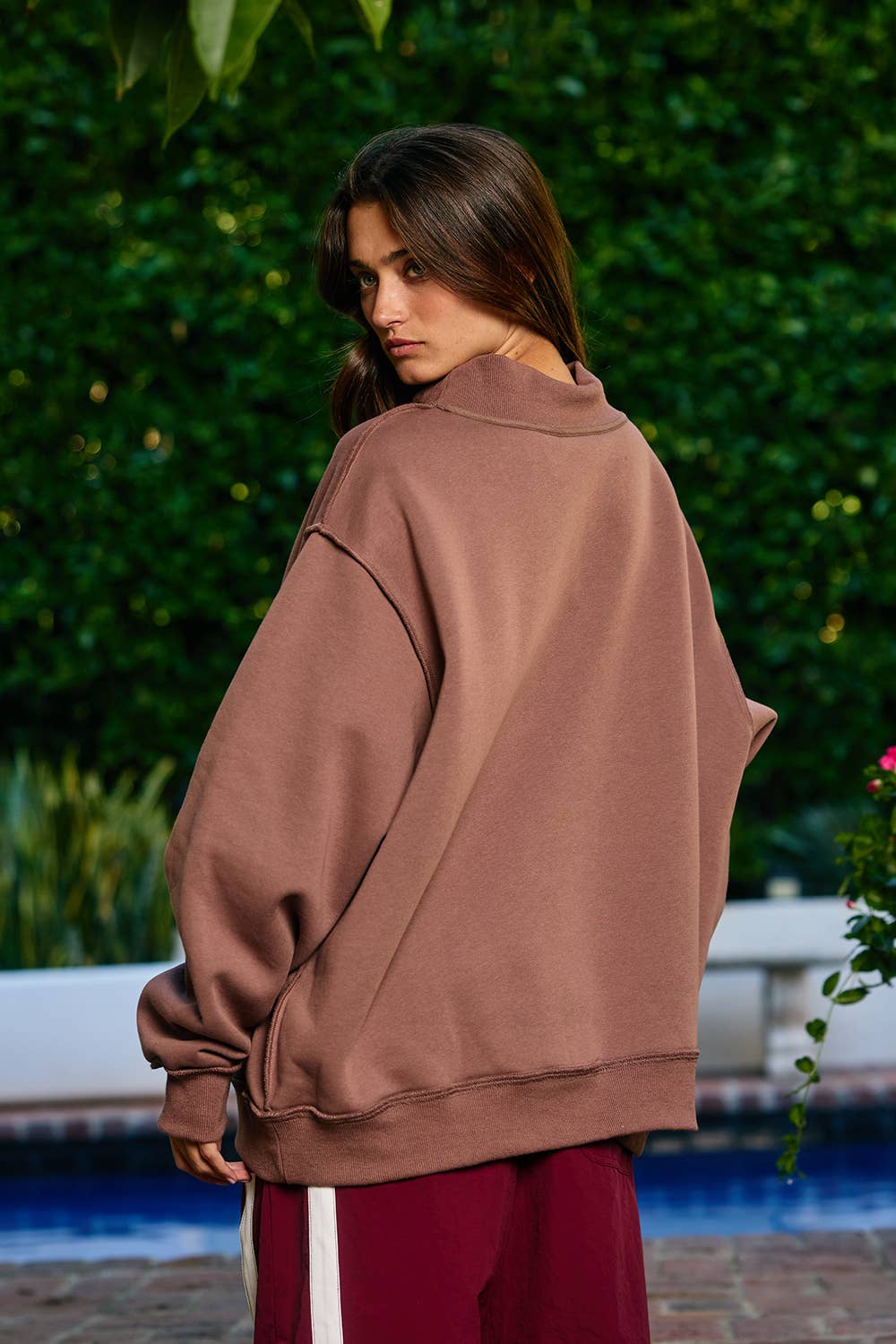 WWJD & AMEN' Reversible Mock Neck Sweatshirt: BROWN/CREAM