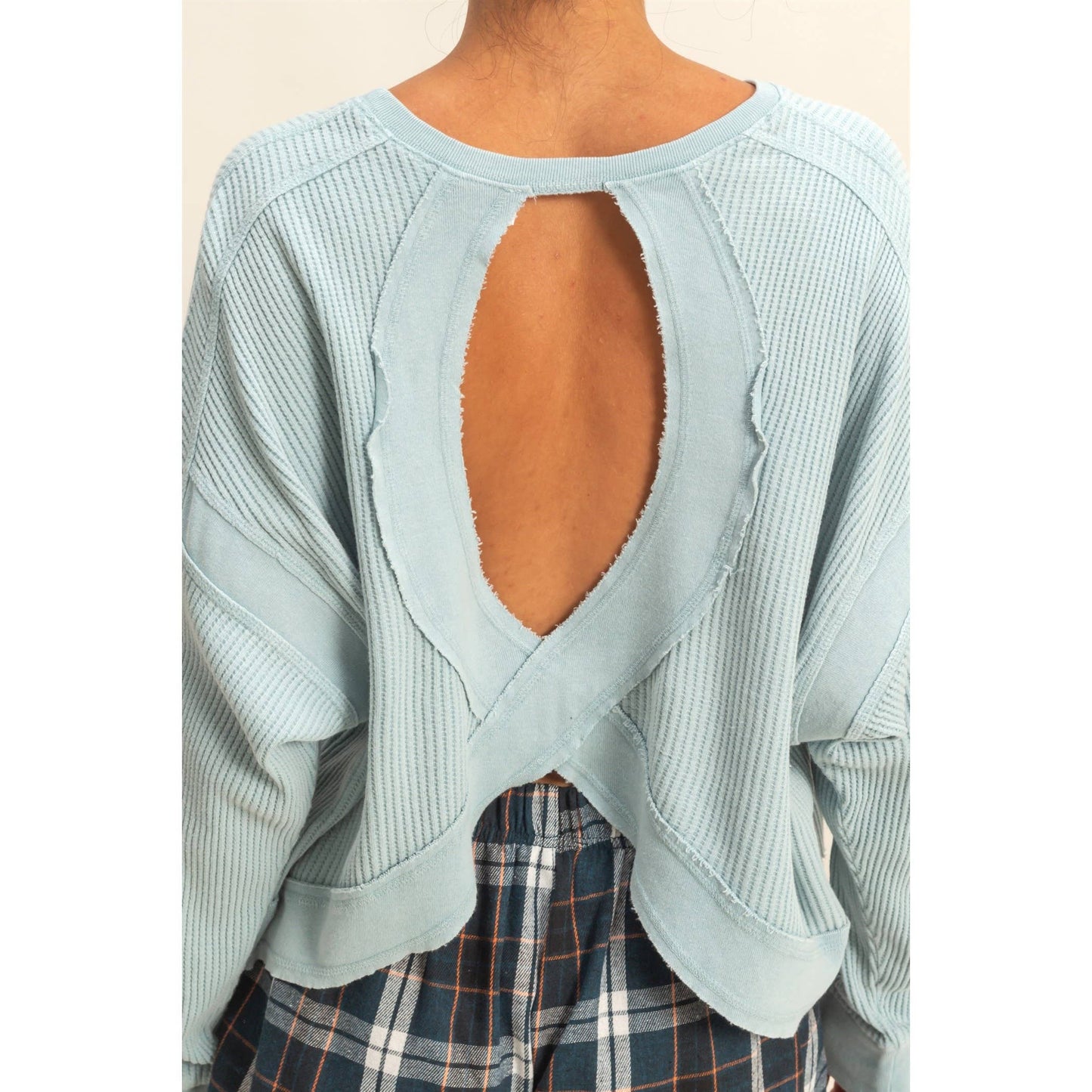 Open Back Textured Knit Long Sleeve Top: CHESTNUT