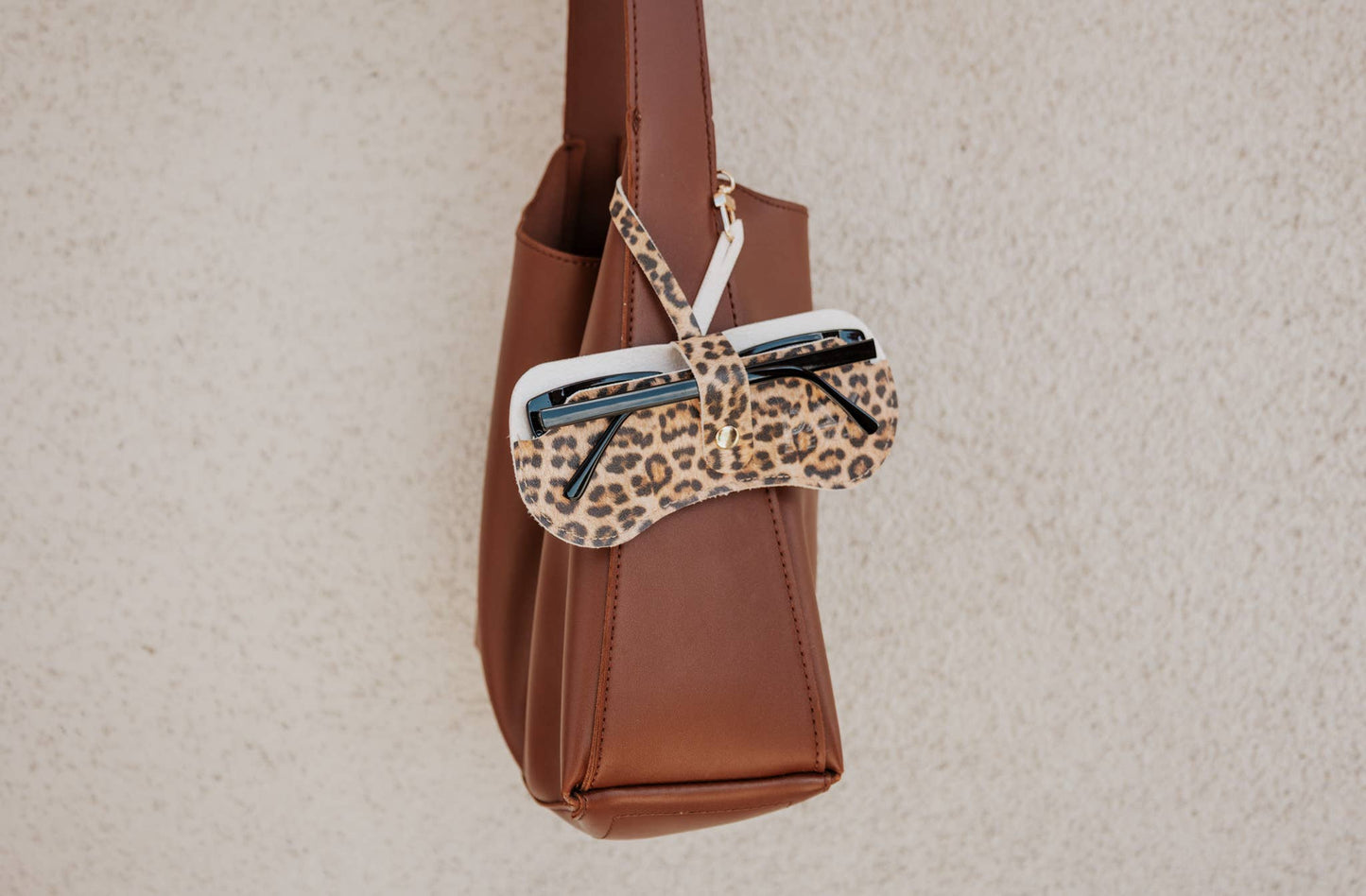 Eyewear Clutch for Sunglasses - Scratch Protection: Silver
