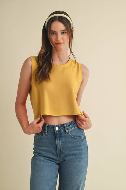 CSW17339 - BACK BOW TIE SLEEVELESS TOP: Crimson