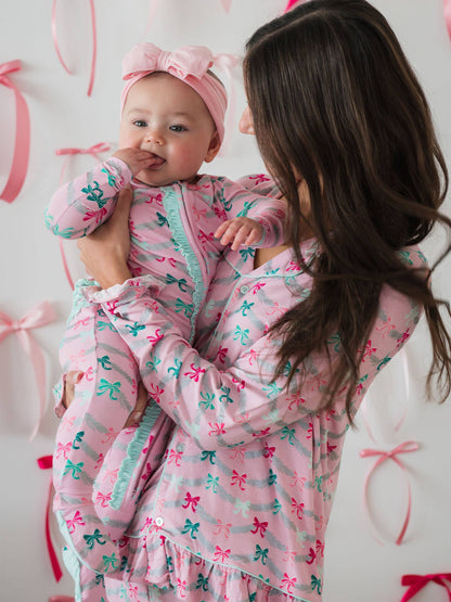 SoftSnooze™ Baby Girls Cotton Modal Sparkle Pink Tinsel Tidings Footed Ruffle One Piece Pajama
: Pink