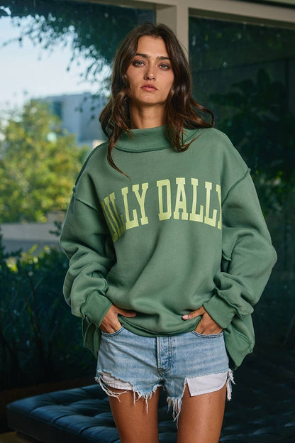 IT2594-DILLYDALLY | 'DILLY DALLY' Mockneck Sweatshirt: Green/Neon lime