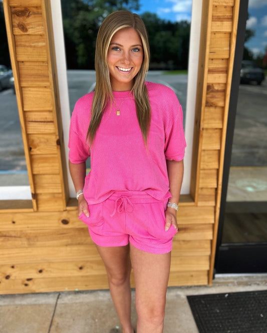 RIBBED ROUND NECK TOP AND SHORTS SET: Hot pink