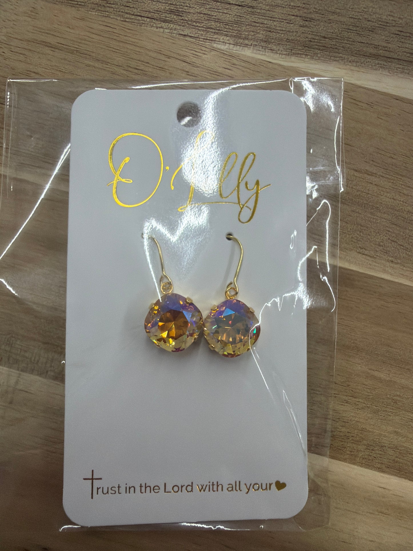 O’Lolly Stone dangle earrings-gold iridescent