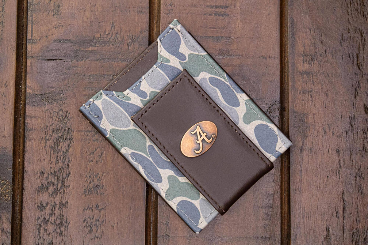 Alabama Crimson Tide Men's Magnetic Front Pocket Old School Camo Leather Wallet.: Brown/Tan Camo