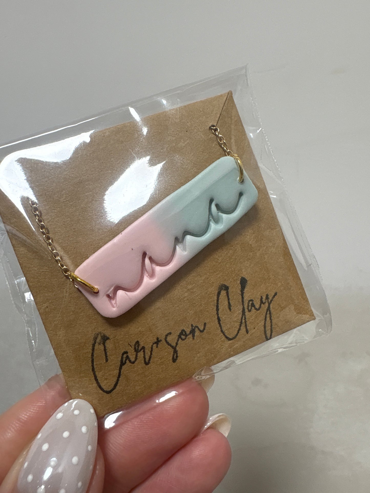 Car+son Clay Necklace Nana- pink/ blue