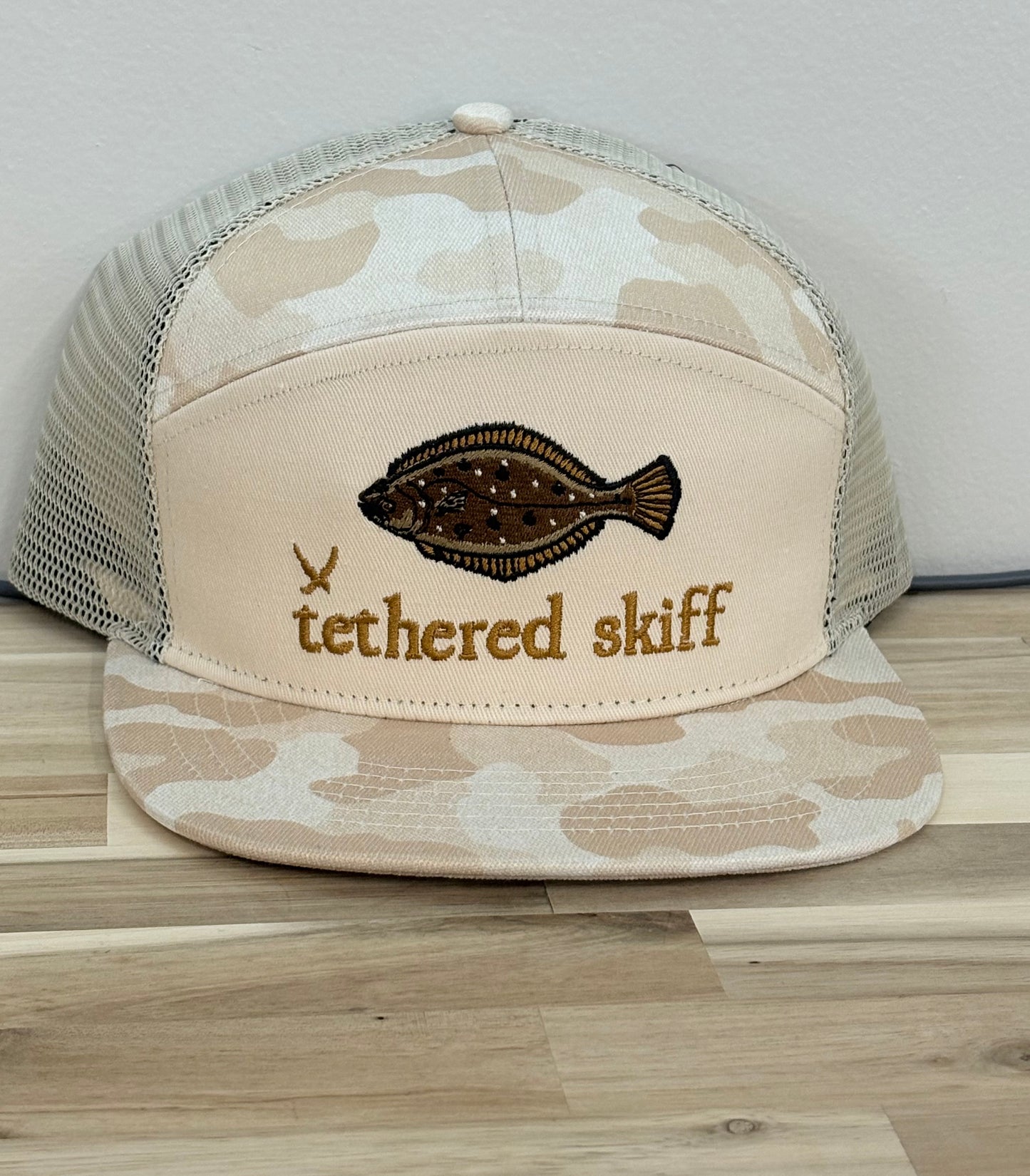 Tethered Skiff 7 panel flat bill-Flounder-Brown Camo