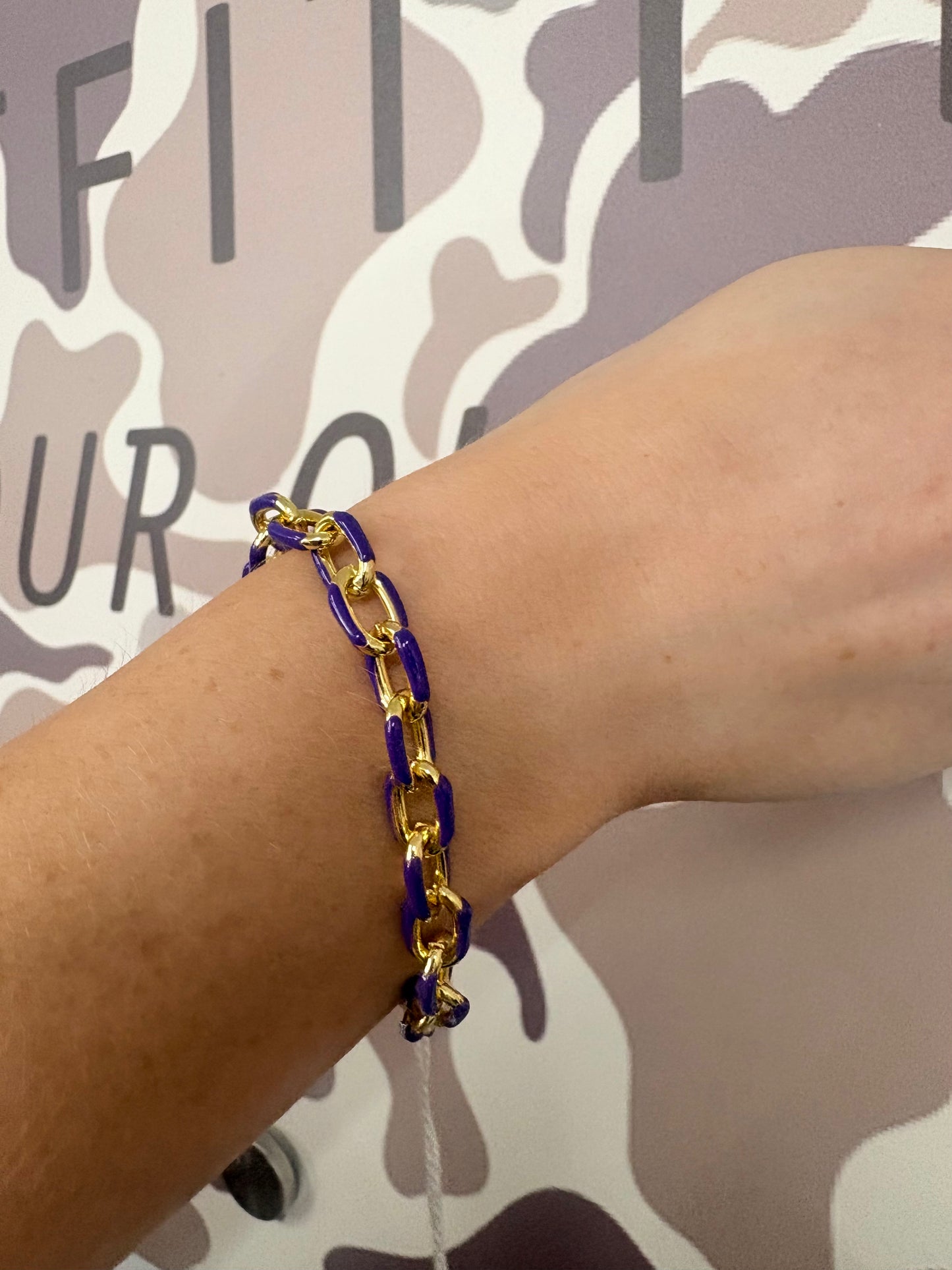 Ezzy Magnetic Bracelet: Purple