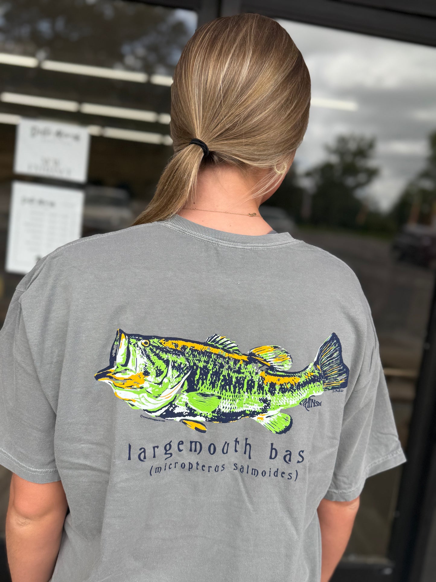 PHINS - Adult Largemouth Bass - Grey