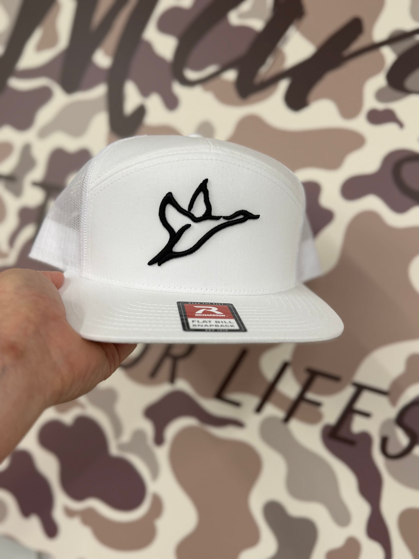 Combat Waterfowl 7 PANEL WHITE | BLACK ICON