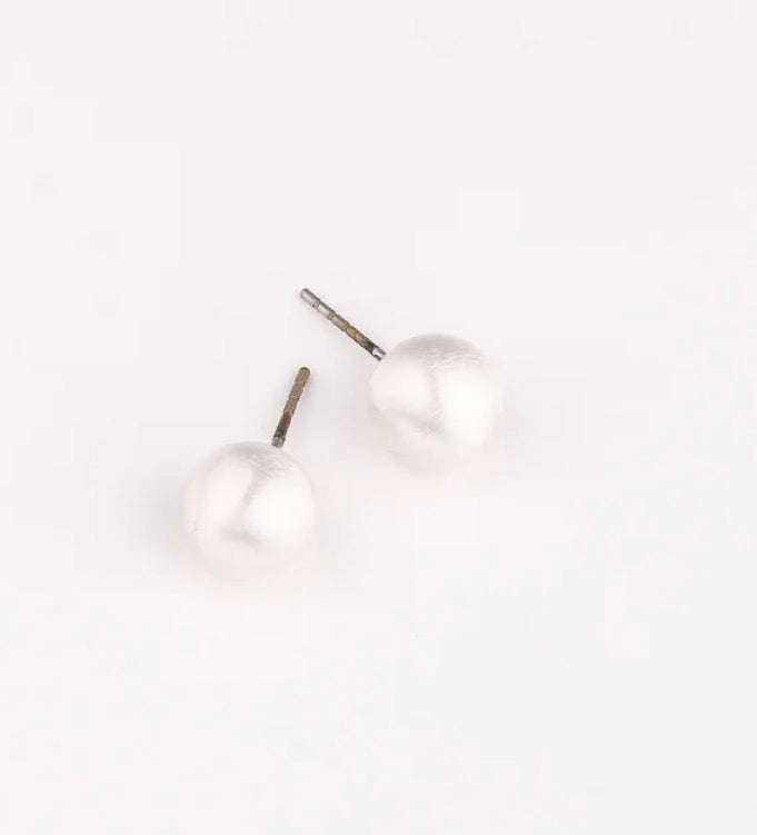 Michelle Mcdowell Grenada Earrings | Brushed Silver | Medium