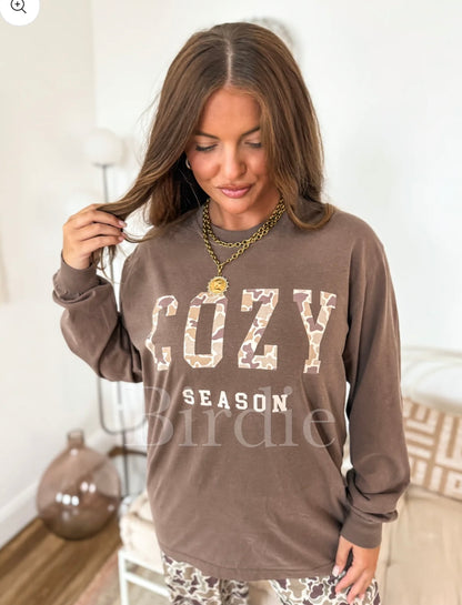 Duck Camo Cozy Season Graphic Long Sleeve Tee - Espresso